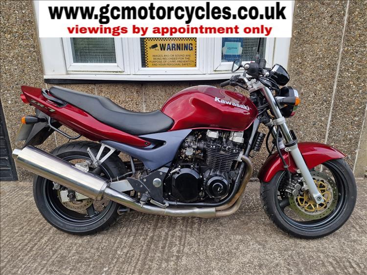 KAWASAKI ZR750 F1